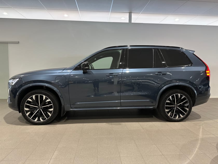 Bild 4 av Volvo XC90 II T8 Ultra Dark / 360 kamera / Panoramatak / Dragkrok / 10 000kr tillbehör /