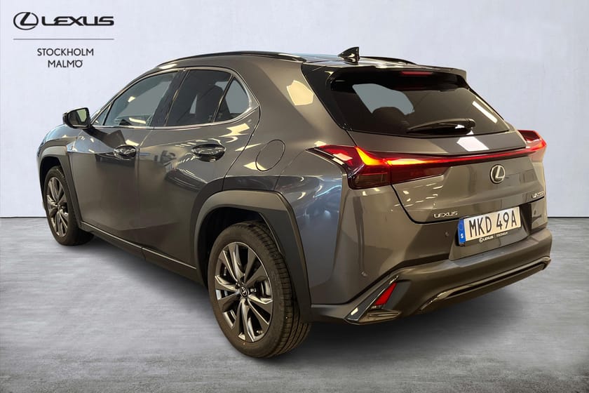 Bild 3 av Lexus UX 250h F Sport Design 184hk P-värm Navi Keyless Backkamera