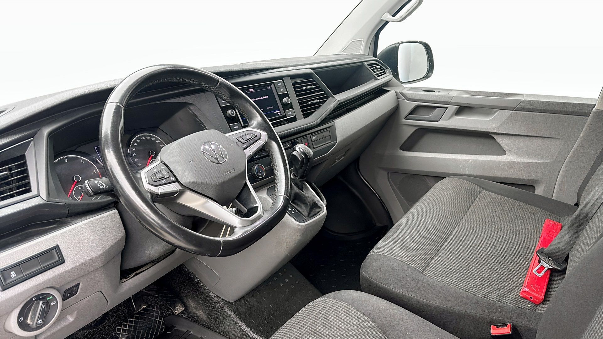 Volkswagen Transporter 2022, kuva 7/10