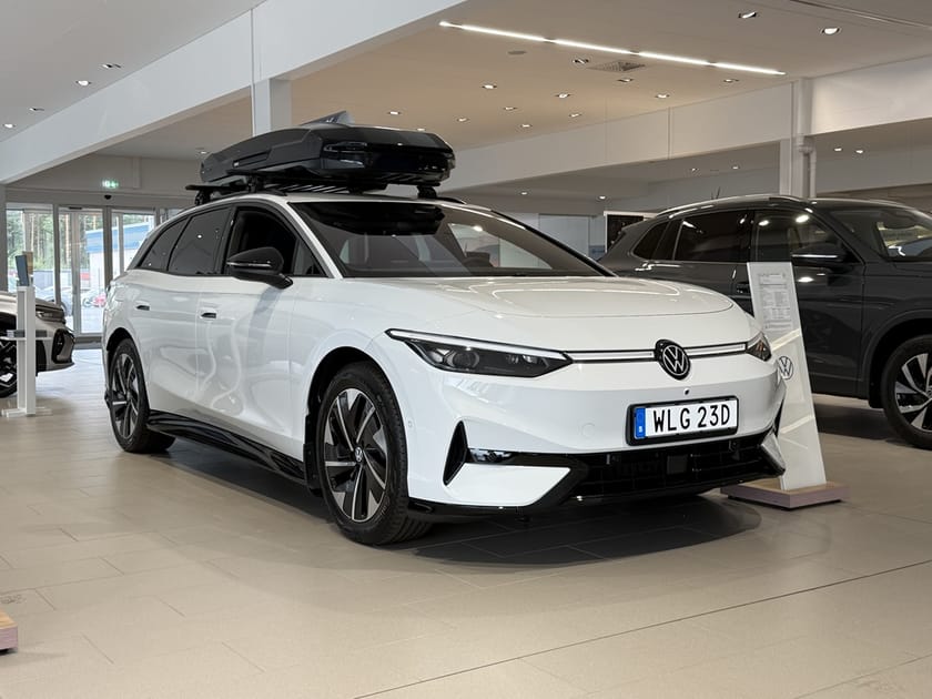 Bild 4 av Volkswagen ID.7 Pro S Tourer 86 kWh 286hk Dragkrok Lagerbil SWE Edition