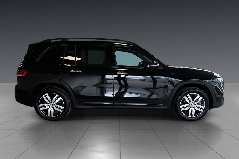 Bilde 4 av Mercedes-Benz EQB 300 4MATIC 4MATIC/7-SETER/KAMERA/NAVIGASJON/ACC++
