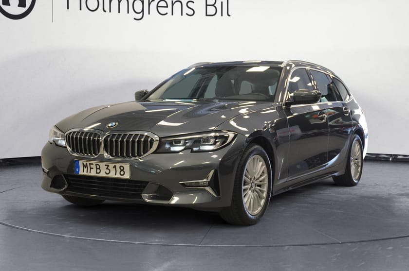 Bild 1 av BMW 320d Touring Luxury Line Kamera Navi CarPlay