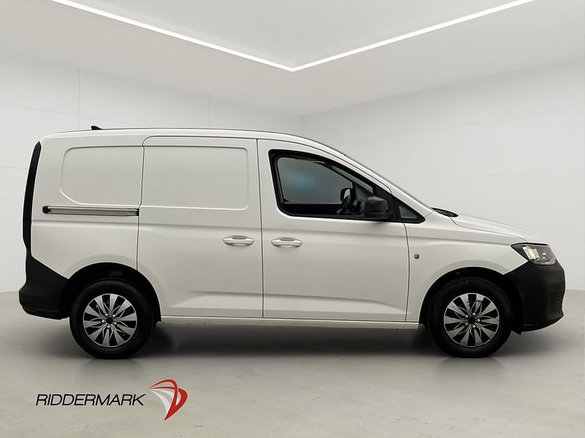 Bild 2 av Volkswagen Caddy Cargo 2.0TDI Värm Drag B-Kam CARPLAY Moms