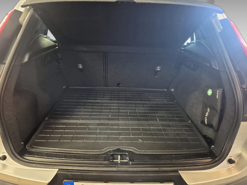 Bild 4 av Volvo XC40 D3 FWD Momentum Edition