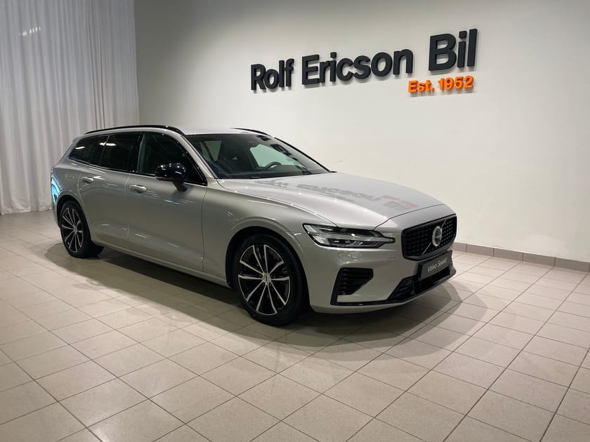Bild 1 av Volvo V60 T6 Plus Dark Edition