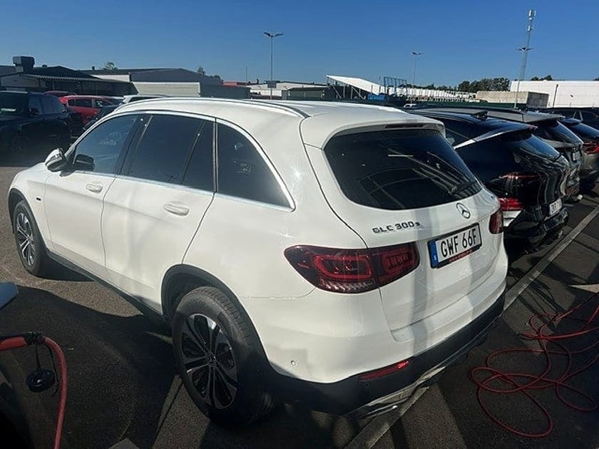 Bild 4 av Mercedes-Benz GLC 300 e 4MATIC 9G Laddhybrid / Digitalt Kombisntrument