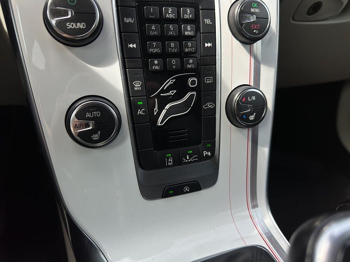 Volvo V40, bild 14 av 17