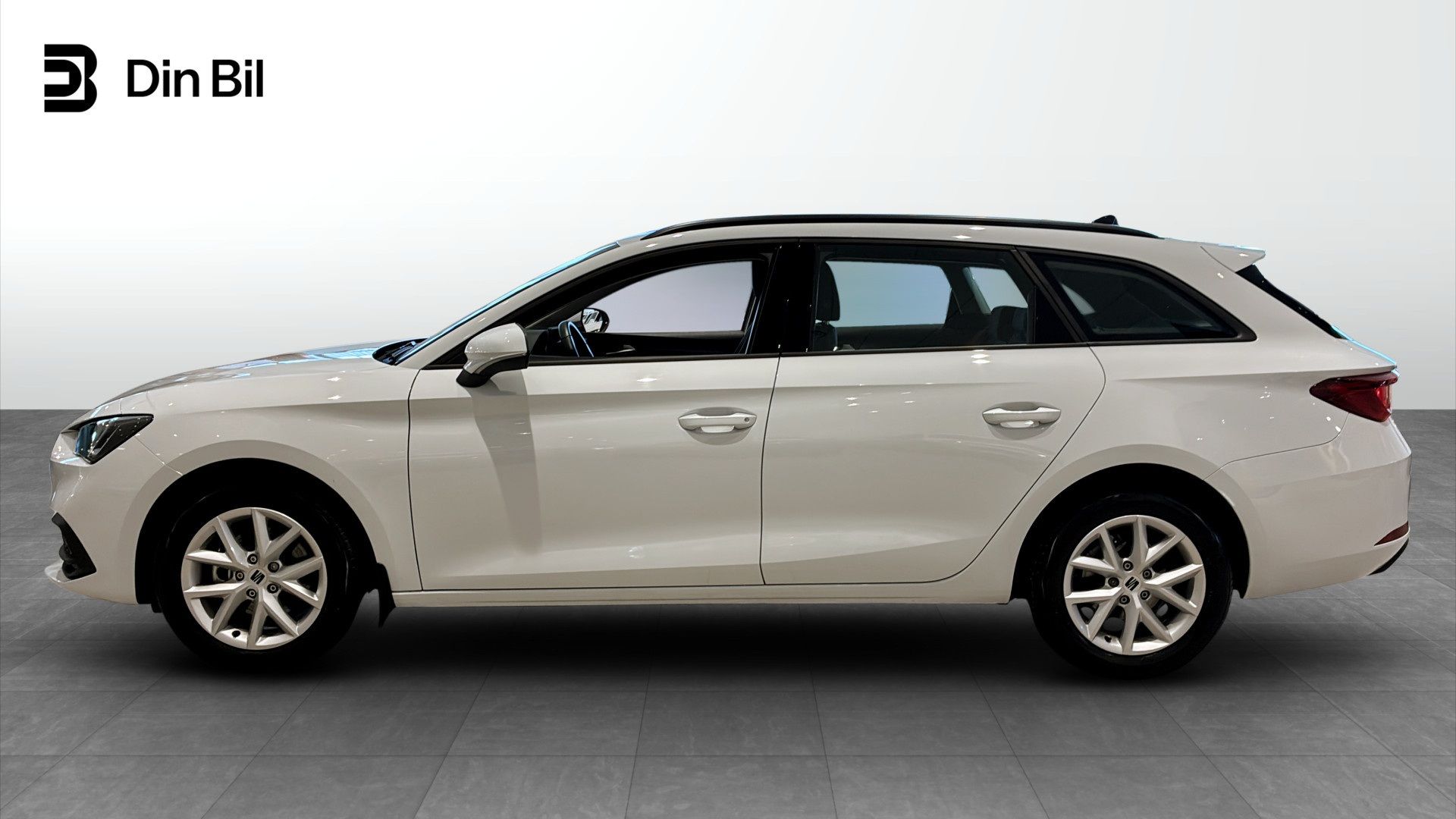Seat Leon SPORTSTOURER 1.5 eTSI 2025, bild 2/10