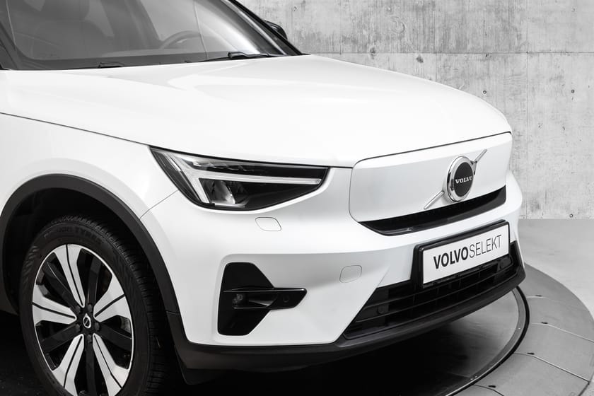 Bilde 2 av Volvo XC40 Recharge Plus Hengerfeste/Ryggekamera/Elstol/Google