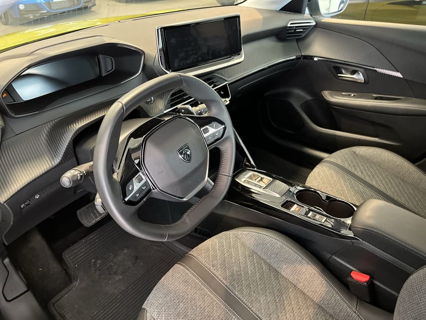 Bild 3 av Peugeot 208 HYBRID 100