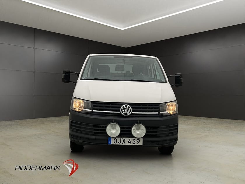 Bild 5 av Volkswagen Transporter Chassi Dubbelhytt Värm Drag Påbyggnad Moms