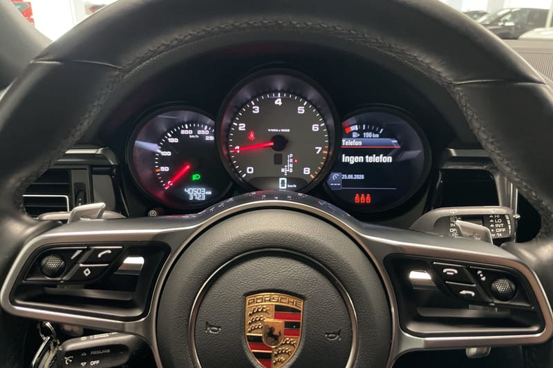 Porsche Macan S