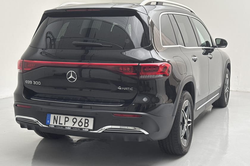 Bild 3 av Mercedes-Benz EQB 300 4MATIC X243 (228hk) AMG Line Pano