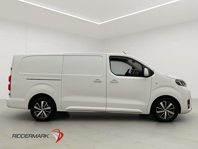 Bild 2 av Toyota Proace L3 Ny-Kamrem Värm Drag HUD B-Kam 2xDörr Moms