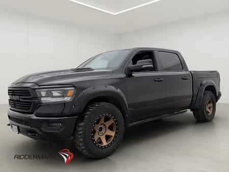 RAM 1500 Crew Cab Dodge Laramie Night 5.7 4x4 Drag Luft Rambox MOMS