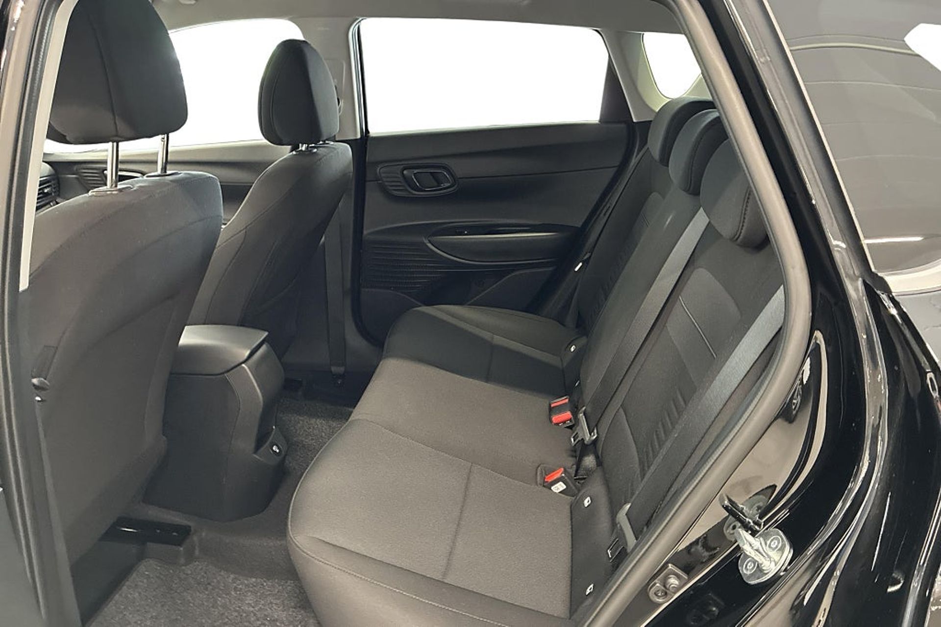 Hyundai Bayon 1.0 T-GDI Automat Advanced 2026, bild 7/10