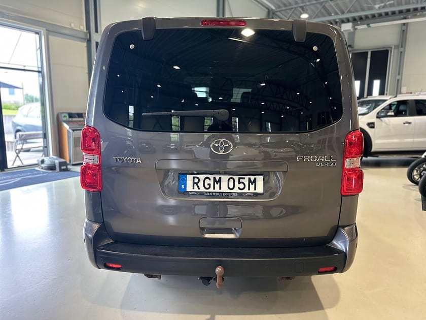 Bild 5 av Toyota Proace Verso 2.0 D-4D / 8-Sits / Drag / Värmare
