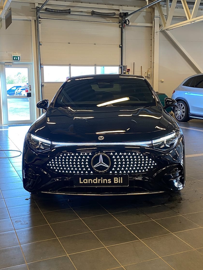 Bild 2 av Mercedes-Benz CLA 350 4MATIC 4MATIC, Advance edition, AMG-line