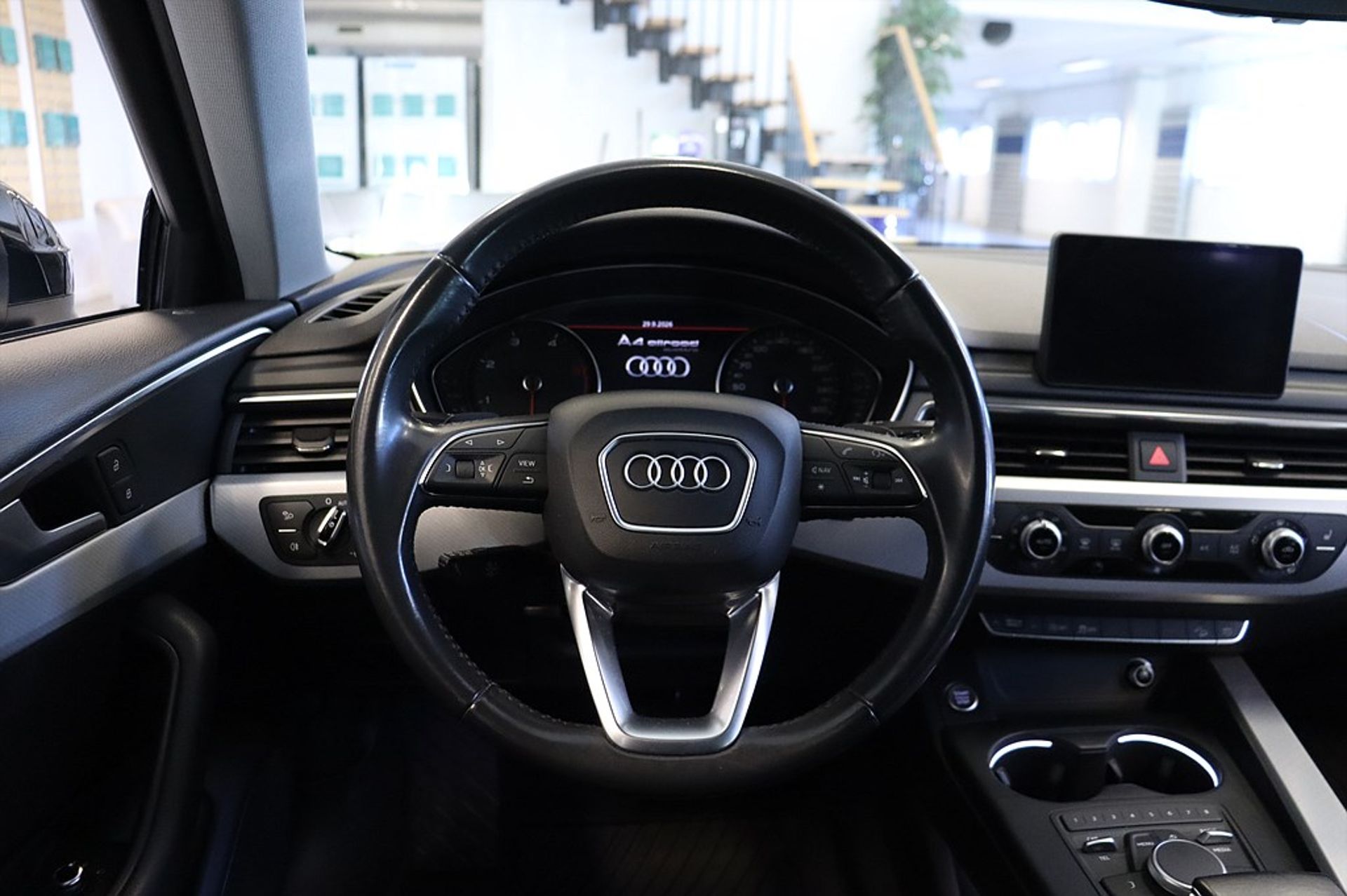 Audi A4 allroad 2018, bild 7/10