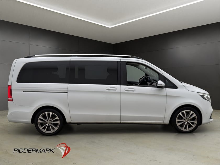 Bild 2 av Mercedes-Benz V 250d 3.1t 250 Värmare Skinn El-Dörrar CARPLAY 7-Sits