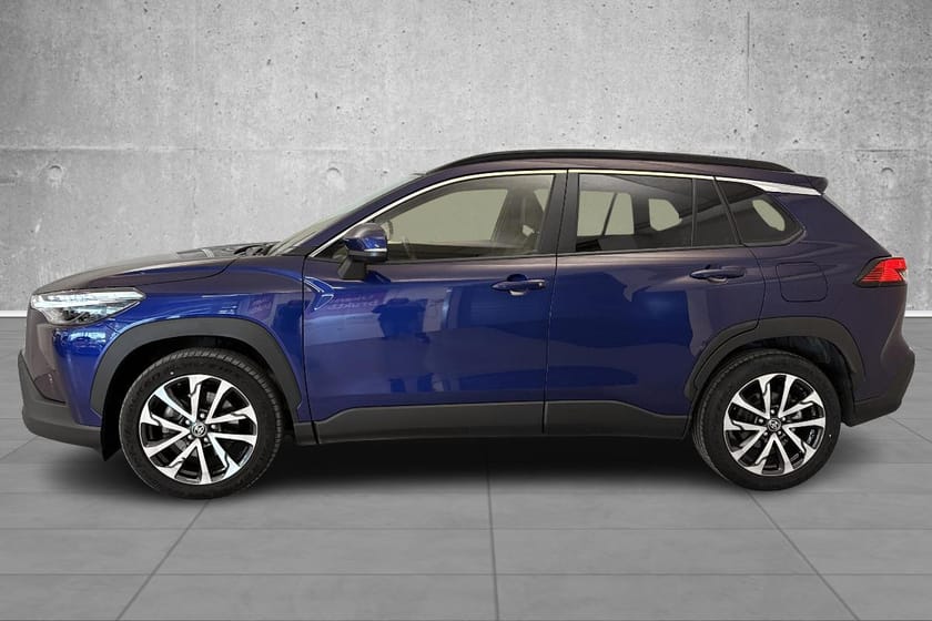 Bilde 2 av Toyota Corolla Cross Hybrid AWD-i 2.0 Executive/4x4/automat/kompl.historikk/
