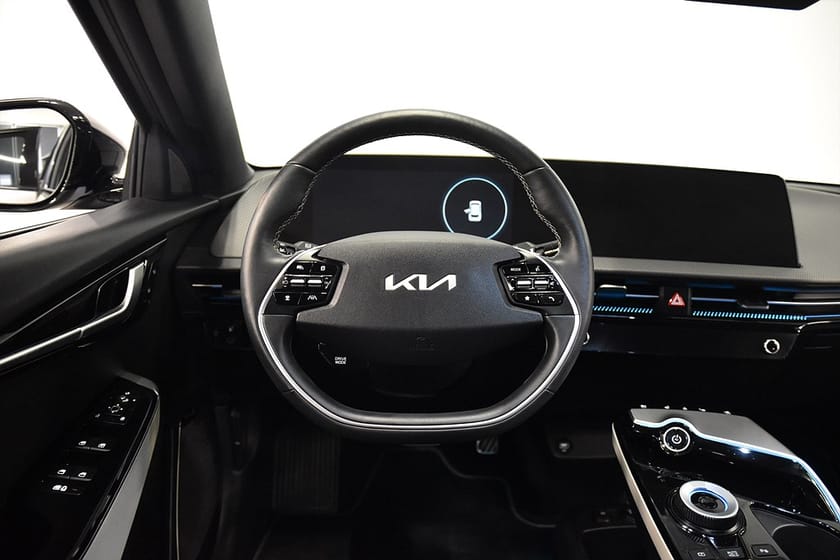 Bild 2 av Kia EV6 77.4 kWh AWD GT-line Drag Taklucka HUD Meridian 325hk