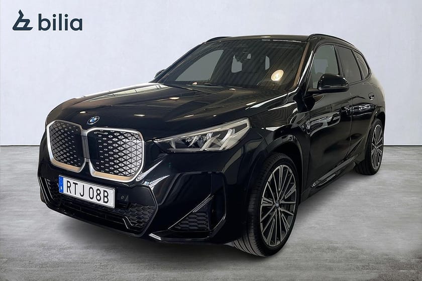 Bild 1 av BMW iX1 eDrive20 | M Sport Active Edition | Drag | DAP | 20"