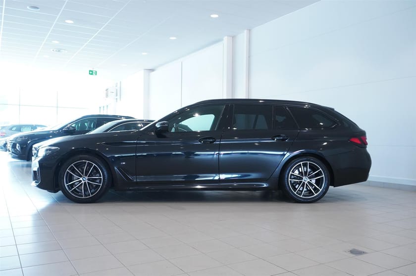 Bild 3 av BMW 520d xDrive Touring M-Sport Drag Värmare