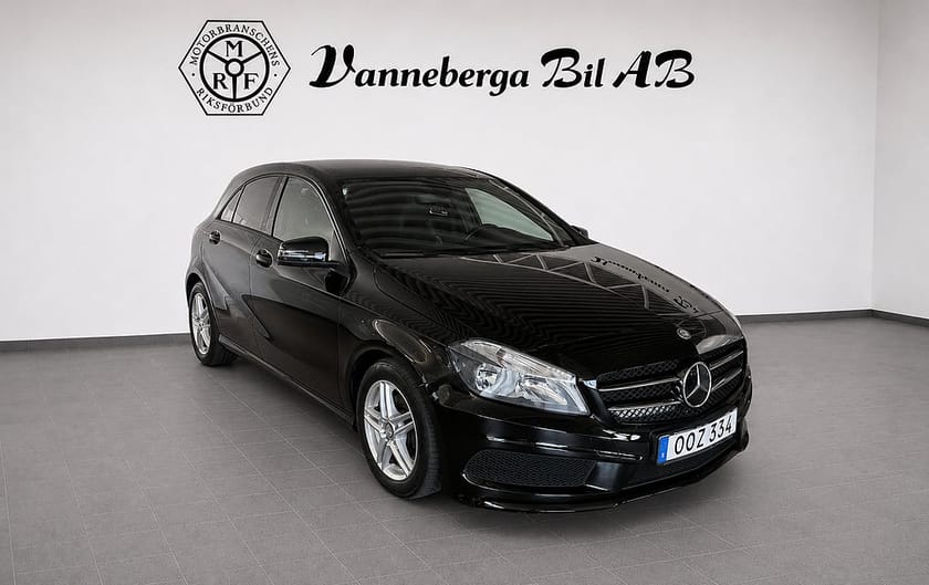Bild 1 av Mercedes-Benz A 180 AMG Line Euro 6