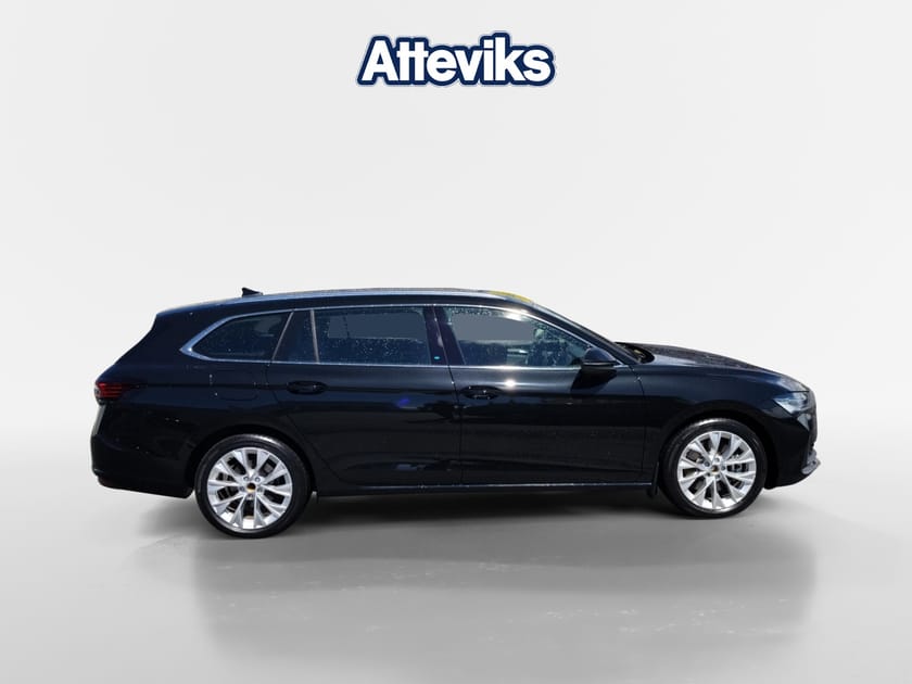 Bild 2 av Škoda Superb iV Kombi SELECTION 204 HK Drag Värmare Kamera