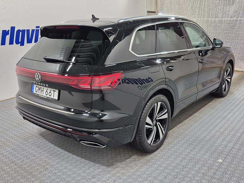 Bild 4 av Volkswagen Touareg 4MOTION R-LINE 3.0 V6 TDI 286HK 4x4 Läder Luftfjädring