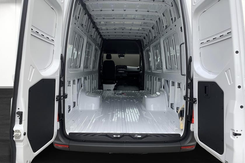 Bild 4 av Mercedes-Benz Sprinter 517 CDI RWD Tourer