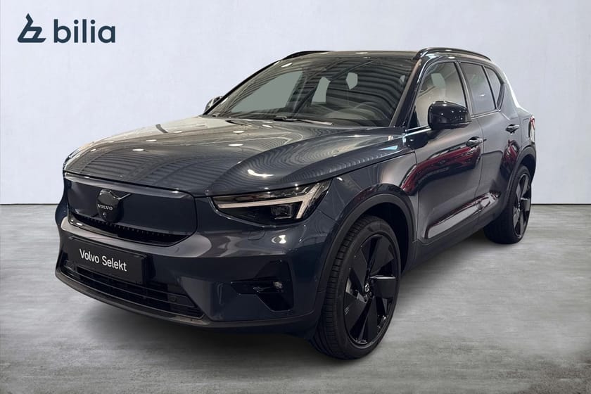 Bild 1 av Volvo EX40 Twin Motor Performance UltraBlackSE Mörkt tonade rutor Strålkastare Pixel Tech Panoramaglastak Parkeringskamera 360 HarmanKardon