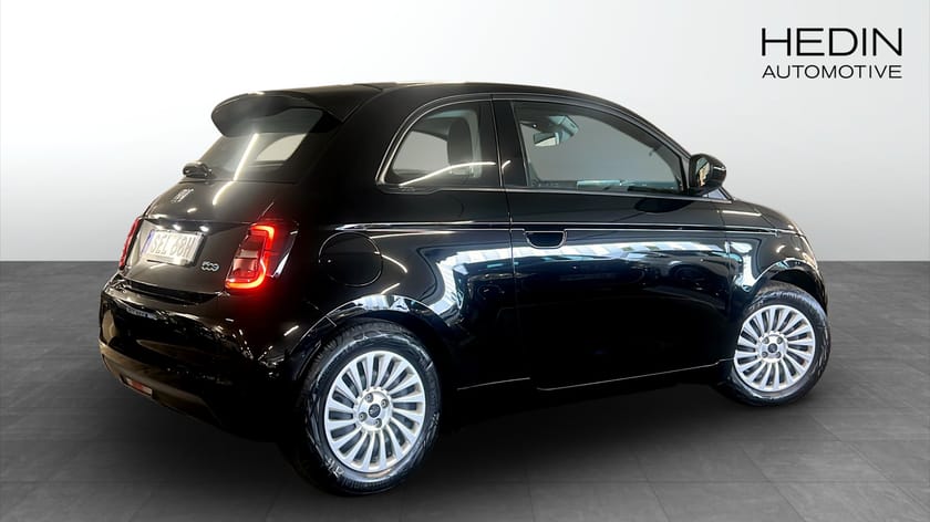 Bild 2 av Fiat 500e BEV HB 320 km