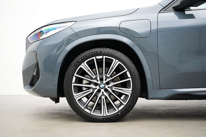 Bild 2 av BMW X1 xDrive30e / 326hk / M-Sport / Drag / CarPlay