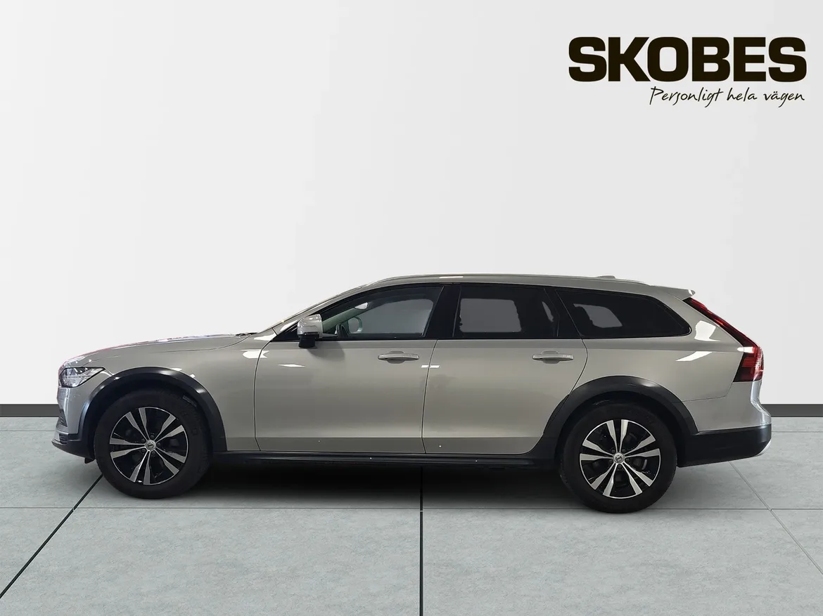 Volvo V90 Cross Country