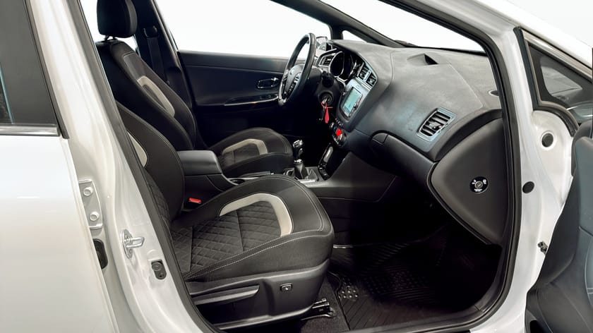 Bild 3 av Kia cee'd_sw 1,6 GDI GT-LINE