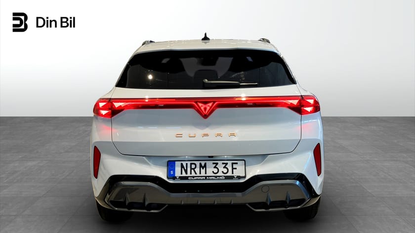 Bild 5 av CUPRA Terramar 1.5 eTSI 150 DSG7 Drag Värmare B-kamera