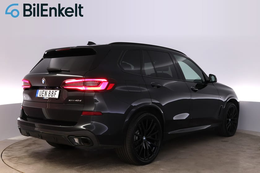 Bild 3 av BMW X5 xDrive40d M Sport Sky Lounge HUD 360* Laser DAP