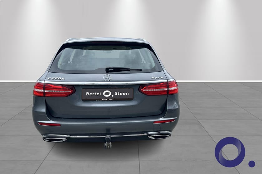 Bilde 4 av Mercedes-Benz E 220 T d 4MATIC E220Td 4 Matic,Premium Plus-pakke,Webasto,Godt utstyrt
