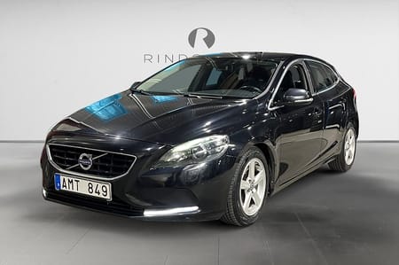 Volvo V40 D2 115 HK AUT MOMENTUM D-VÄRM PDC 0.36L/MIL KAMREM BYTT