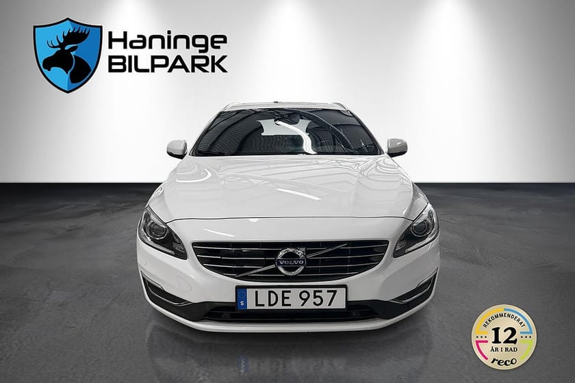 Bild 3 av Volvo V60 D4 AUTOMAT SUMMUM SUPERDEAL 3.95% / B-KAM / GPS / BT