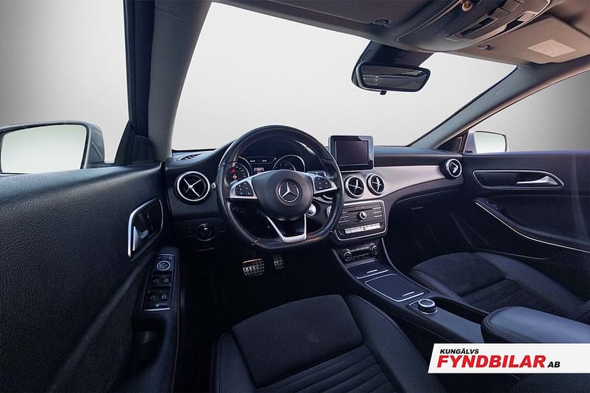 Bild 5 av Mercedes-Benz CLA 220 4MATIC Shooting Brake AMG Line Pano I 7G-DCT,