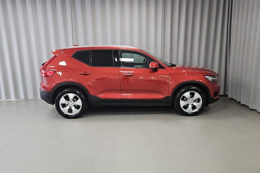 Bild 4 av Volvo XC40 T3 Geartronic 163HK Momentum Aut Drag