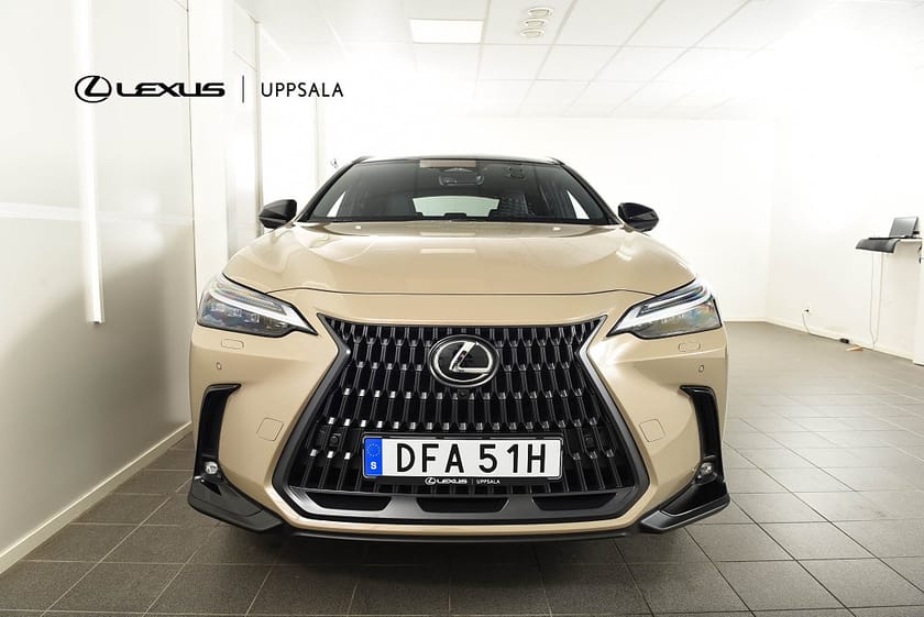 Bild 5 av Lexus NX 450h+ NX450H+ Overtrail Panorama Drag Sidestep
