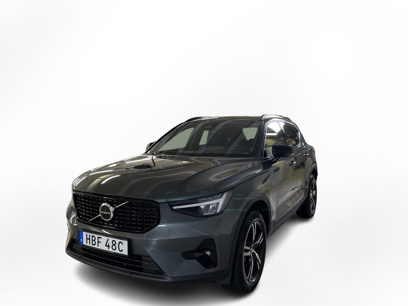 Bild 1 av Volvo XC40 B3 FWD Bensin Plus Dark