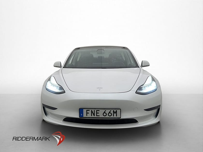 Bild 3 av Tesla Model 3 Long Range AWD 440hk Autopilot Pano Drag