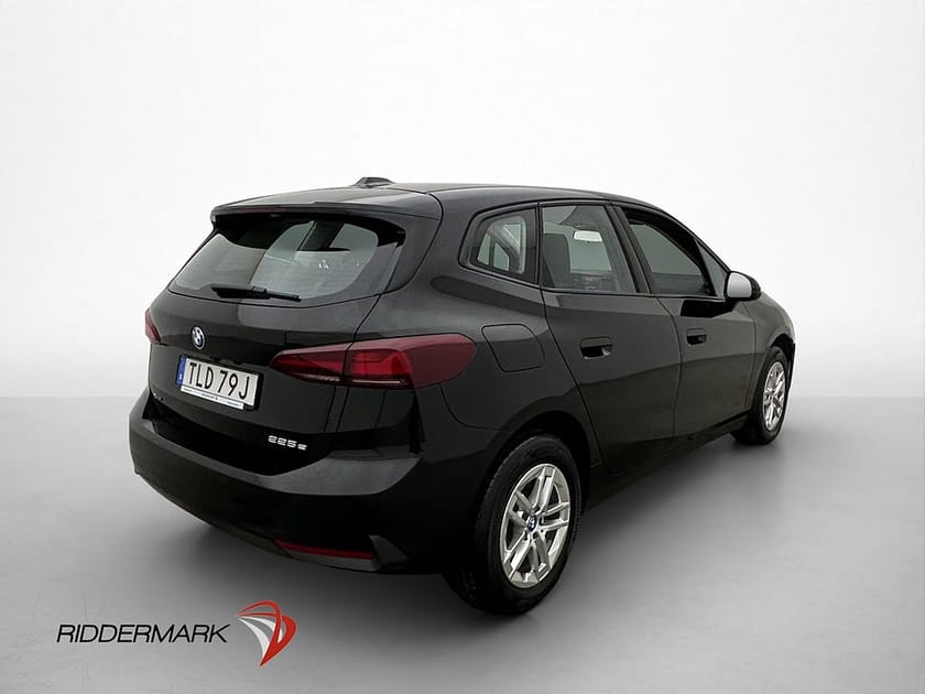 Bild 4 av BMW 225e xDrive Active Tourer 225 245hk B-Kamera Navi Carplay