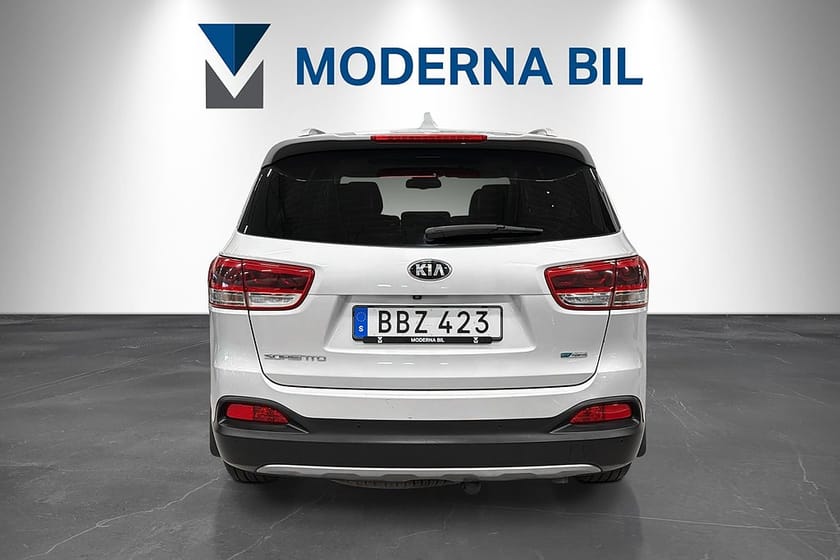 Bild 4 av Kia Sorento 2.2 CRDi 200hk AWD Business Plus Drag Pano B-kam D-värm