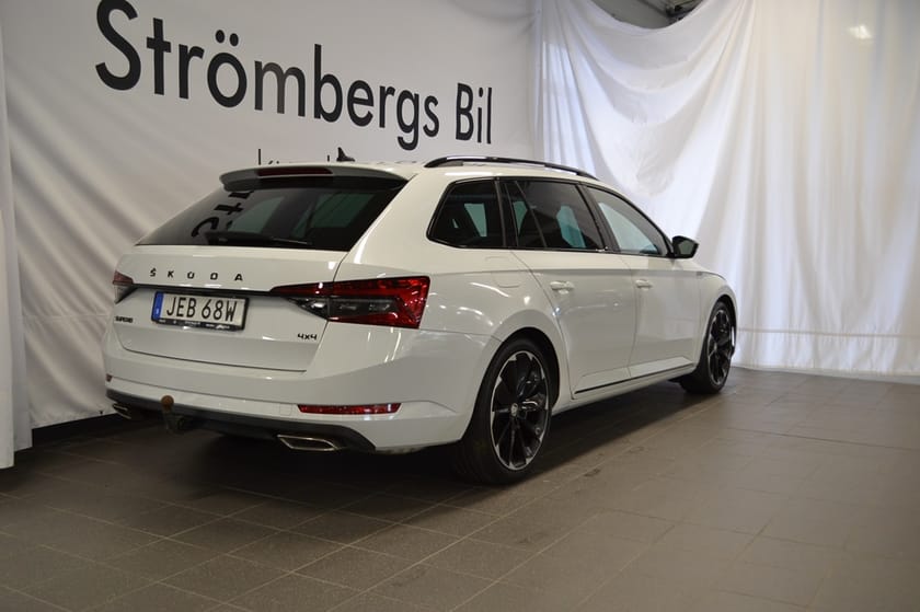 Bild 3 av Škoda Superb Kombi Sportline TSI 272hk 4X4
